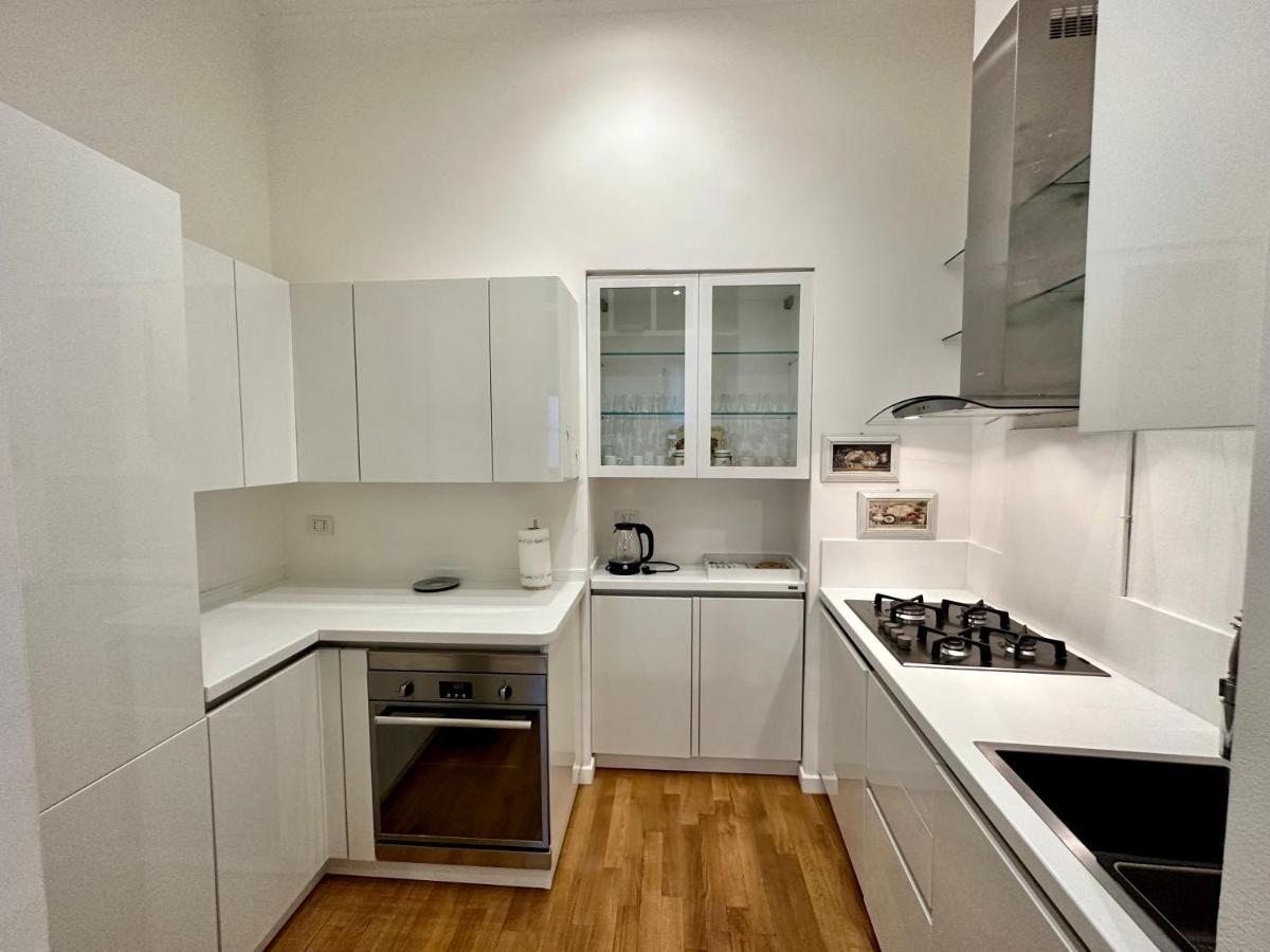 Sisters' Home - Appartamento Nel Centro Storico Con Terrazzo, Aria Condizionata E Vasca Da Bagno Siena Ngoại thất bức ảnh
