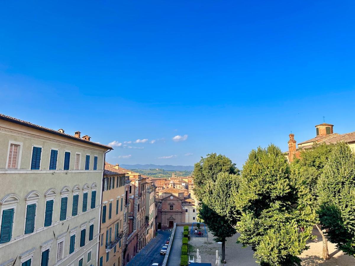Sisters' Home - Appartamento Nel Centro Storico Con Terrazzo, Aria Condizionata E Vasca Da Bagno Siena Ngoại thất bức ảnh